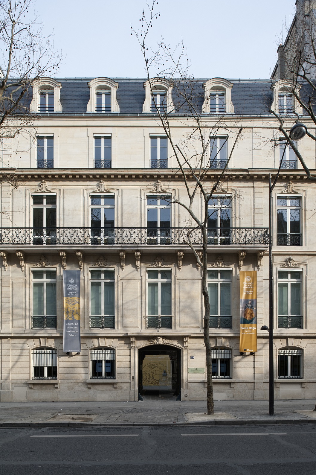 Delegação em França . Fundação Calouste Gulbenkian
